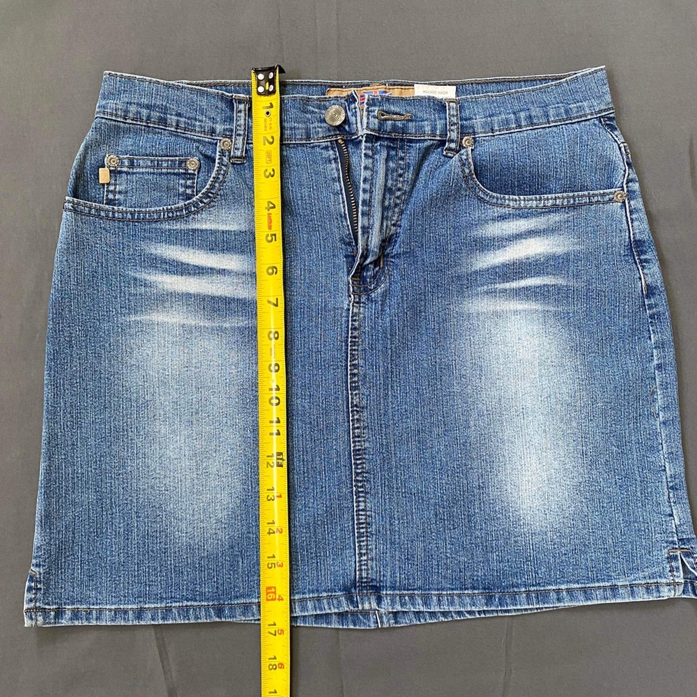 Women’s jean skirt